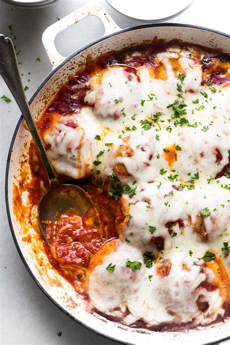 Le polpette di formaggio sono perfette per riciclare gli albumi avanzati da precedenti preparazioni. Polpette di pollo, parmigiano e formaggio (basso contenuto ...