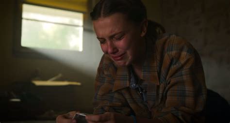 Stranger Things Cast Millie Bobby Brown Cry Reacts After Fan Filming