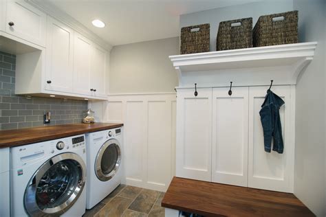 Sm Mudroom And Laundry Room Craftsman Laundry Room Detroit By