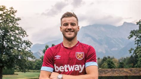 View the player profile of andriy yarmolenko (west ham) on flashscore.com. Andriy Yarmolenko signs for West Ham from Borussia Dortmund | Football News | Sky Sports