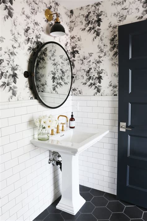 25 Wallpapered Bathrooms Bandw To Colorful Subtle To Bold