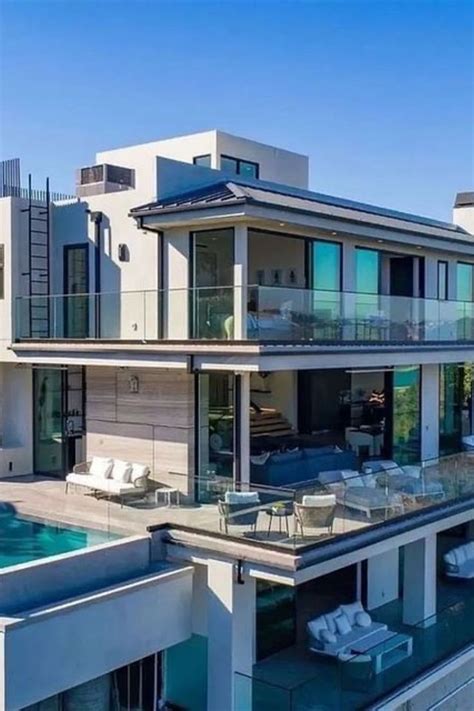 The Most Expensive Homes In The World Right Now Expensive Houses Luxury Homes Dream Houses