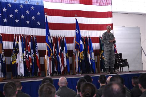 20th AF/CC bids Minot farewell > Minot Air Force Base > Article Display