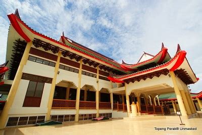 Pekan selising merupakan sebuah pekan yang terletak dalam jajahan pasir puteh, kelantan. MASJID BEIJING