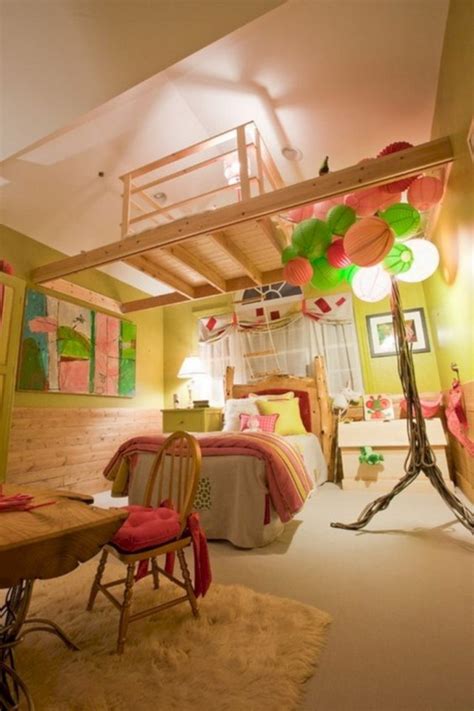 15 Crazy Ideas To Make Your Small Bedroom Looks Spacious