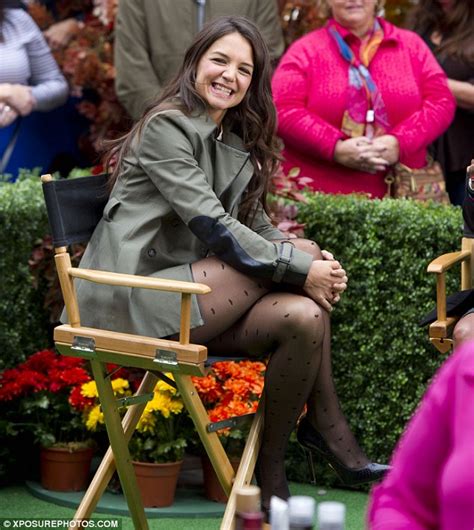 Katie Holmes Shows Off Legs For Good Morning America Daily Mail Online