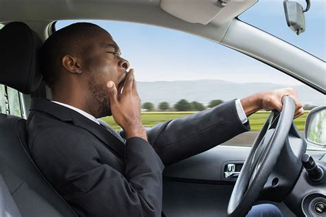 fatigue and driving what are the risks and how can you avoid them