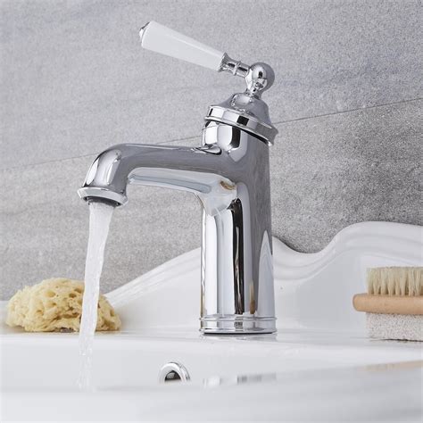 Chrome bathroom sink faucets are one of the most popular faucet finishes around. Colworth - Traditional Chrome Single-Hole Bathroom Faucet