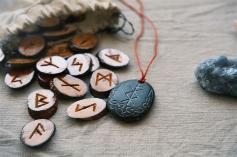 Runen Hun Symboliek En Betekenis Infobron Nl