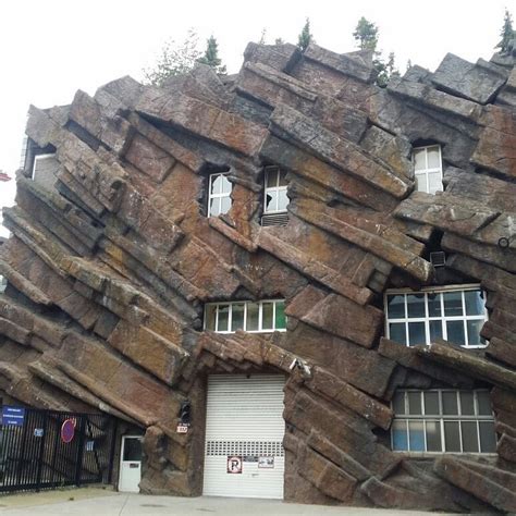 These Amazing Photos Of Ugly Houses Will Definitely Leave You Homesick
