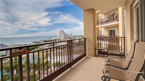 wondering where to stay in destin and miramar beach florida check out this beach un