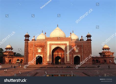 Red Mosque Jawab Masjid Inside Taj Stock Photo 1675693666 Shutterstock