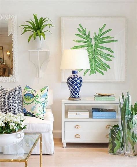 39 Coastal Living Rooms To Inspire You Printed Accent Chairs Blue