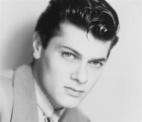 Screen legend tony curtis died wednesday, his family said. Chieti 2° Millennio: E' morto Tony Curtis