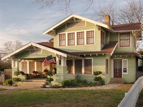 Arts And Crafts Homes Became Popular In The Us In The Early 1900s And