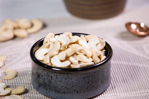 Split Cashew Nuts 2 Piece Online Best Cashews Online