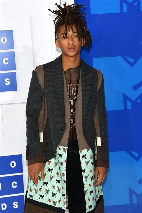 Jaden Smiths 2016 Vmas Outfit Was All About Prints — Photos