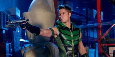 What This Is Us Justin Hartley Loved About Playing Green Arrow On