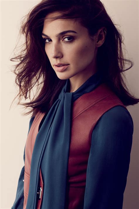 640x960 Gal Gadot Hd Iphone 4 Iphone 4s Hd 4k Wallpapers Images Backgrounds Photos And Pictures