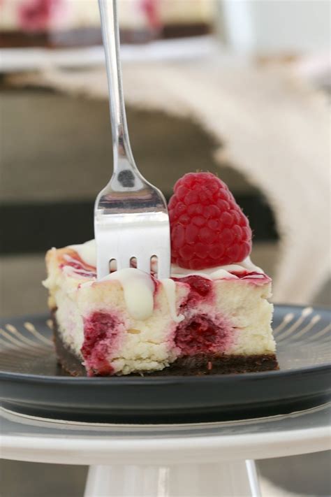 The Best White Chocolate And Raspberry Cheesecake Slice Bake Play Smile