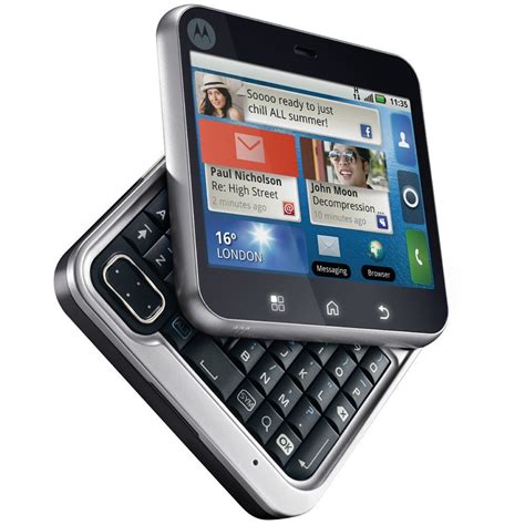 4 Best Android Flip Phones For The Ultimate Nostalgia