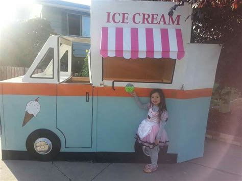 The ice cream truck was used in reese oliveira's music video, tidal wave. cardboard ice cream truck | Kid Ideas | Pinterest ...