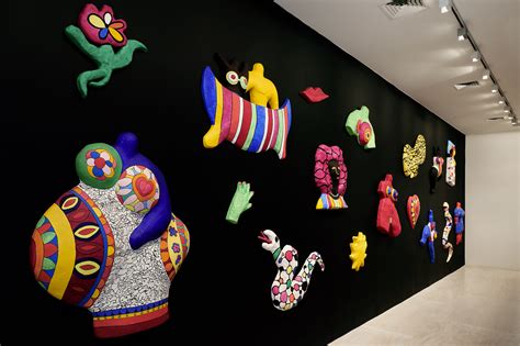 Nanas In New York MoMA PS1 Zeigt Retrospektive Von Niki De Saint Phalle