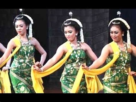 GAMBYONG PAREANOM Tari Klasik Jawa Tengah Javanese Classical Dance
