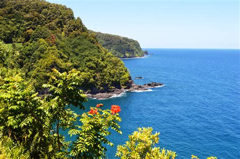 Travel guide resource for your visit to hana. The Best Road To Hana Tours & Excursions In Maui | Temptation Tours