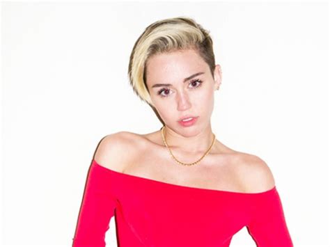Miley Cyrus Strips For Terry Richardson Shows Everything 16 Pics From