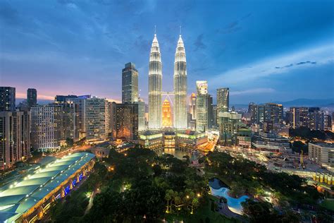 Eating and shopping are malaysia's main passions. Kuala Lumpur Landmarks: 5 Historic Places to Visit in KL