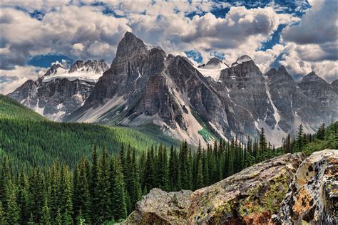 Stunning Mountains Valley Of Ten Peaks Earth Pictures Landscape