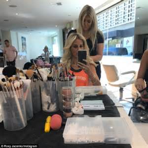 Roxy Jacenko Gets A Haircut After Hinting Shes Single Daily Mail