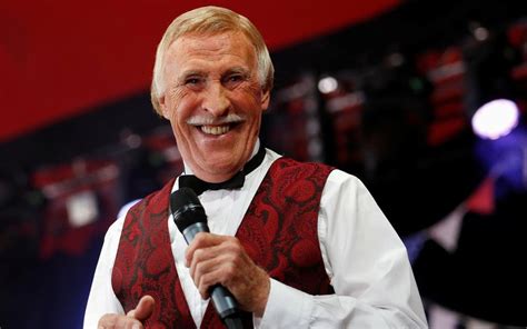 bruce forsyth s daughter backs outraged fans as adam boulton dubs her father s death