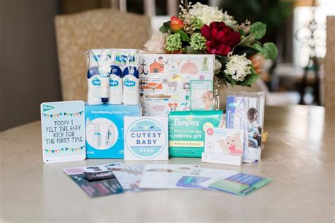 Receive A Hello Baby Box With Your New Babylist Registry Baby Chick