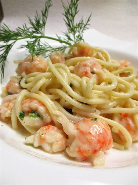 Ninas Recipes Spaghetti With Langostino Lobster And Alfredo Sauce