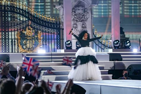 Diana Ross Wows Jubilee Platinum Party Crowd Alongside Queen And Alicia