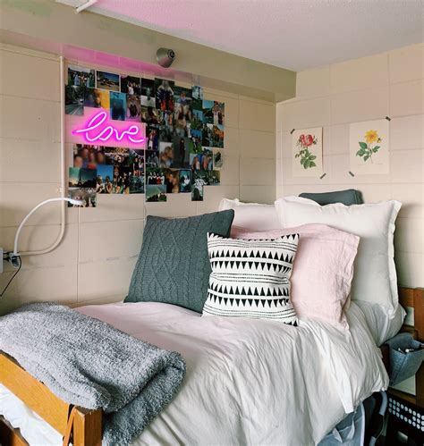 Aesthetic Cozy Dorm Room Cozy Dorm Room Dream Room Inspiration Dorm Inspiration
