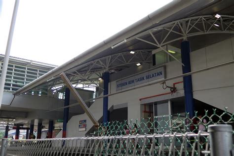 Kuala lumpur rapid rail map. Bandar Tasik Selatan ERL Station, strategic connection ...