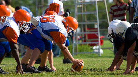 Proposed Illinois ban on youth tackle football dead for now | Fox News
