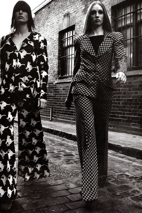 1970s Fashion The Moments That Defined Seventies Style 70s Women