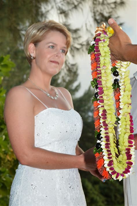 Maybe you would like to learn more about one of these? Hawaii Wedding Flowers: Deluxe Flower Leis