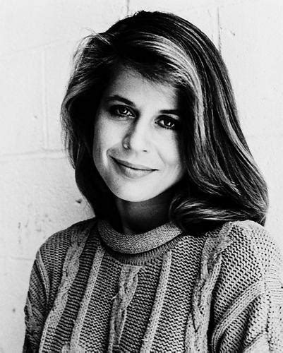 Movie Market Photograph And Poster Of Linda Hamilton 13433