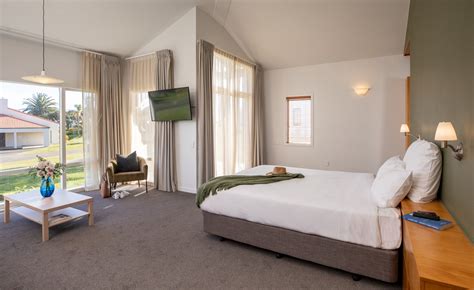 Superior King Villa Rydges Formosa Auckland Golf Resort