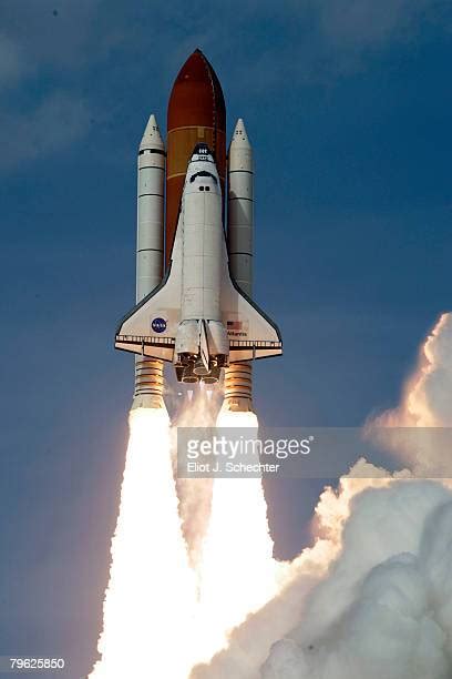 After Delay Space Shuttle Atlantis Lifts Off Photos And Premium High