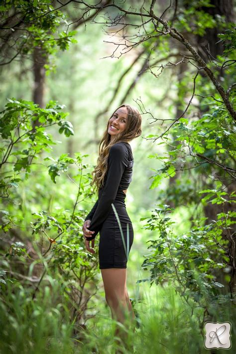 Outdoor Senior Portraits By Allison Ragsdale Photography Incredible