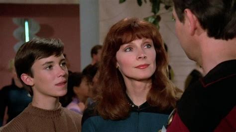 Gates Mcfadden Reveals If Dr Crusher Will Be In Star Trek Picard Season 2