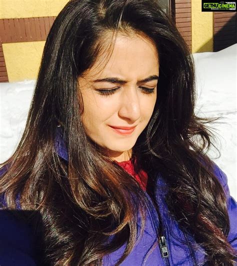 Ashika Ranganath Instagram Heaven On Earth 😍 Kashmir