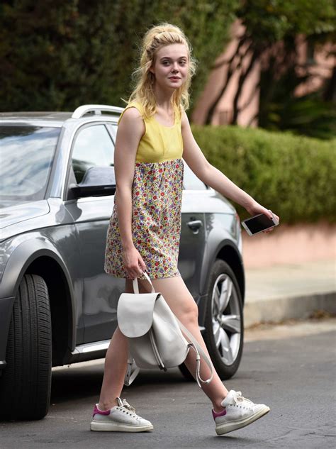 Elle Fanning Out And About In Los Angeles 09202016 Hawtcelebs