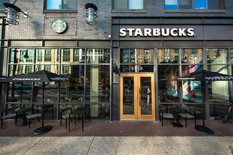 Starbucks Opened The First Ever Signing Store In Dc Wjla